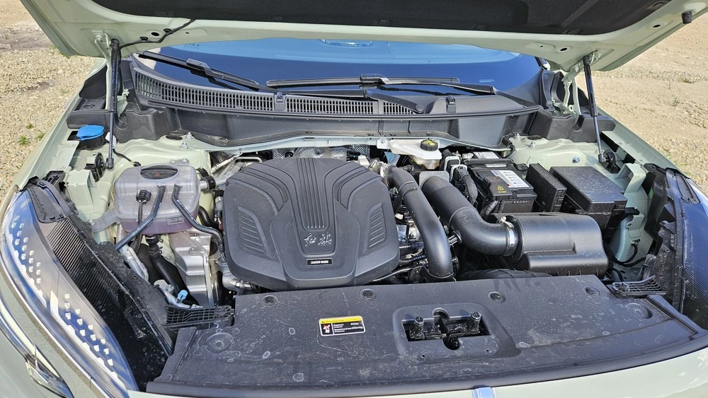 Hongqi HS3 двигатель мотор капот