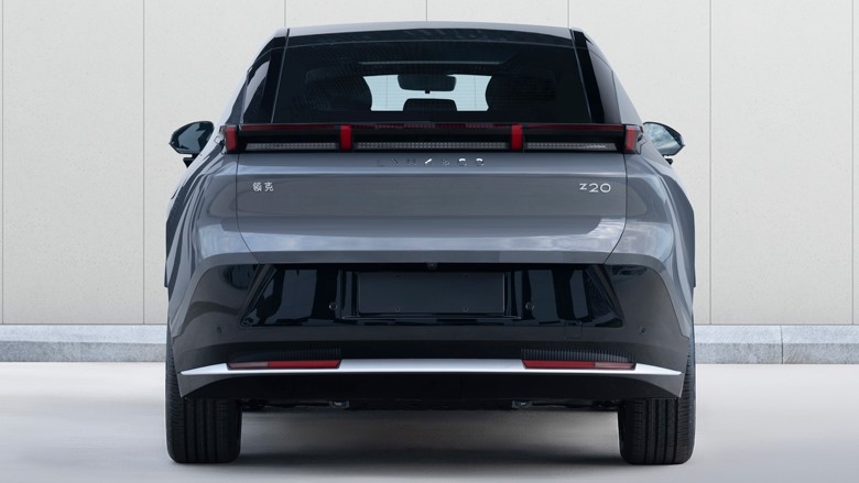 Lynk & Co Z20 сзади