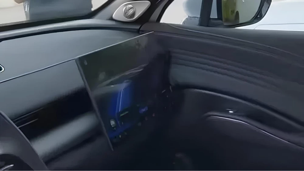 omoda c7 замечен на шпионском фото камуфляж салон