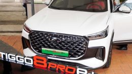 обновленный новый Chery Tiggo 8 Pro e+ 2025 спереди