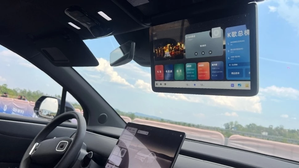 Changan Qiyuan E07 пикап универсал салон интерьер монитор козырек