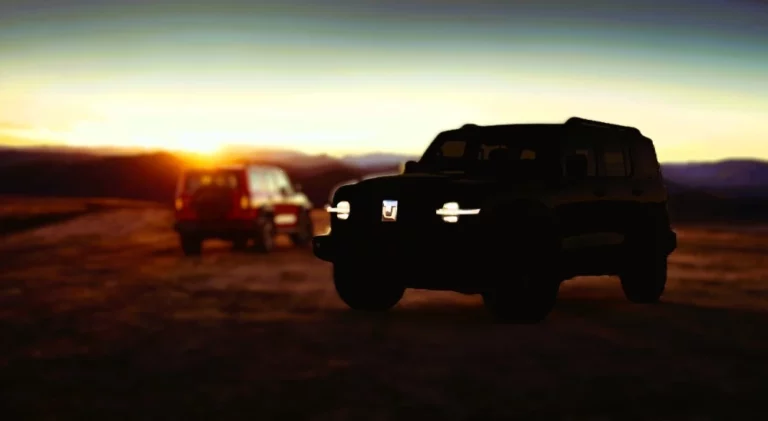 tank 300 сбоку спереди силуэт