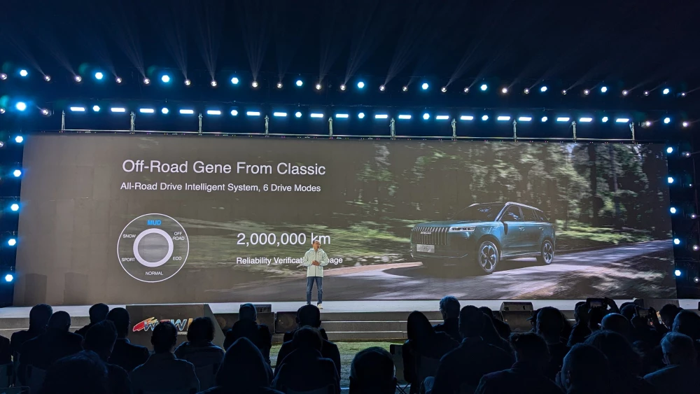 кроссовер jaecoo j5 сбоку спереди автоматический полный привод awd режимы вождения