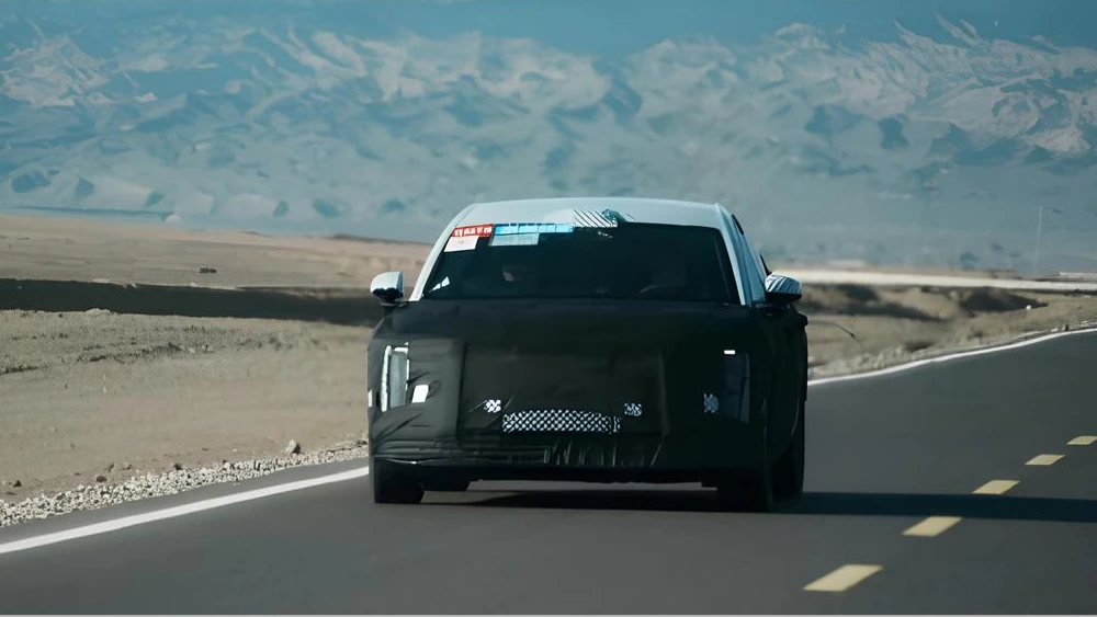 maextro седан huawei jac спереди камуфляж замечен во время тестов китай