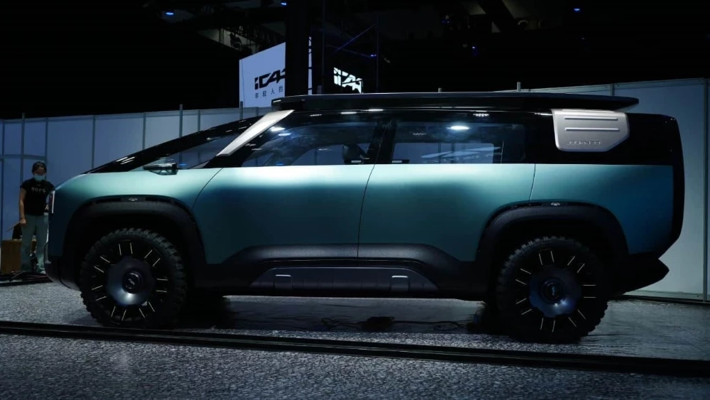 Концептуальный минивэн Chery Fulwin Jinyun сбоку