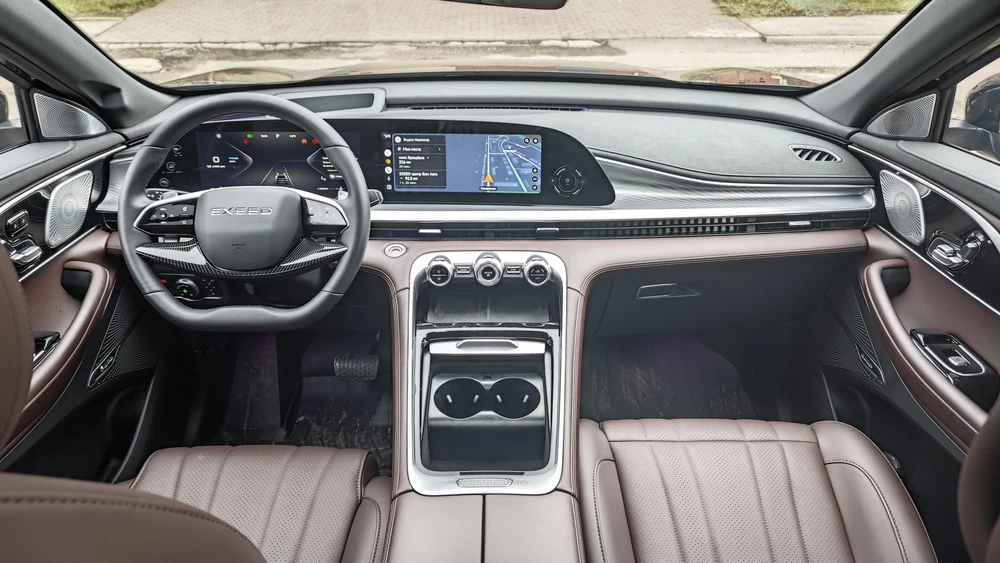 новый обновленный Exeed TXL тест-драйв обзор Сергея Мишина салон интерьер