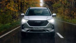 Кроссовер Haval M6 светодиодные фары топ автомобилей