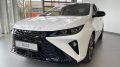 Omoda S5 GT у дилера в автосалоне новый сбоку спереди екатеринбург уникум