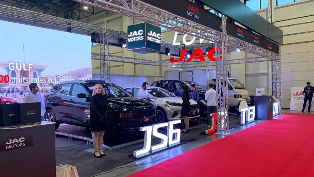 Стенд компании JAC на выставке Automechanika Tashkent