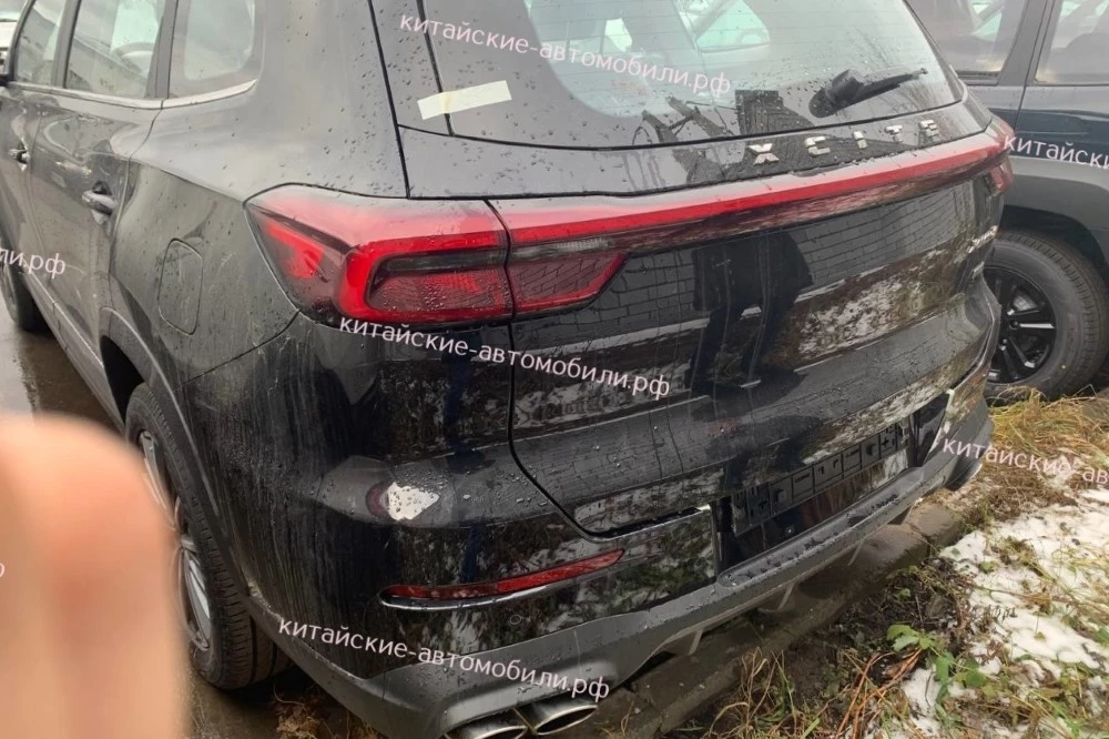 кроссовер xcite x-cross 8 в Москве сбоку сзади