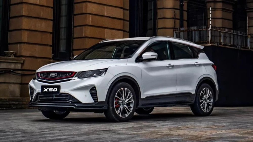 Belgee X50 сбоку спереди