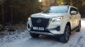 Dongfeng Paladin New в динамике в лесу сбоку спереди бездорожье тест