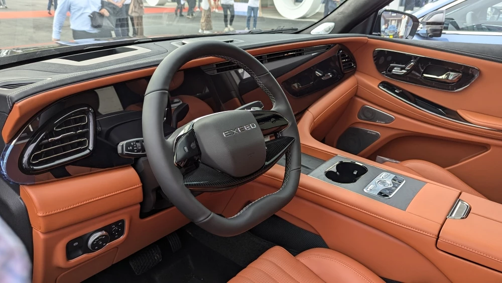 Exeed VX обновленный салон интерьер