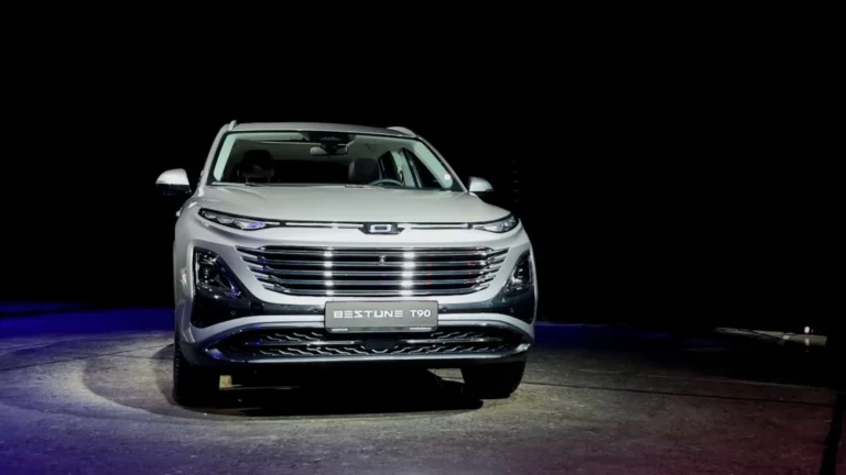 Кроссовер Bestune T90 презентация спереди