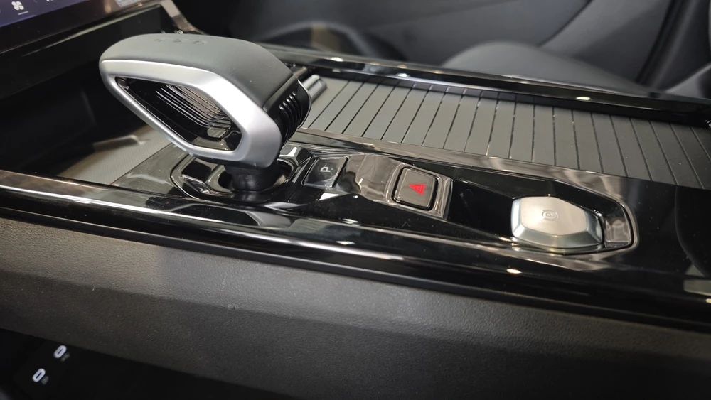 geely cityray тест мишина салон интерьер тоннель селектор