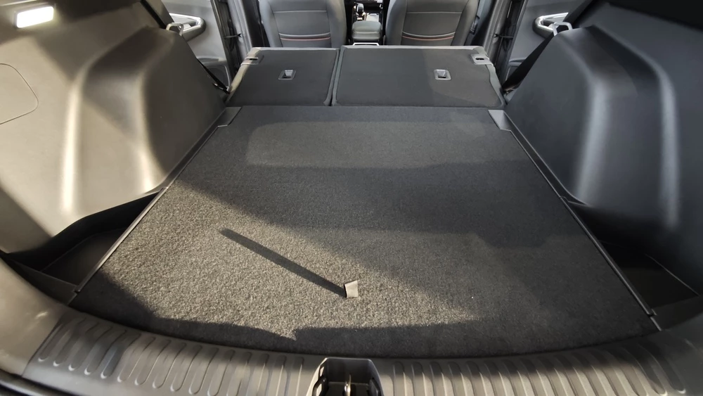 geely cityray тест мишина салон интерьер багажник