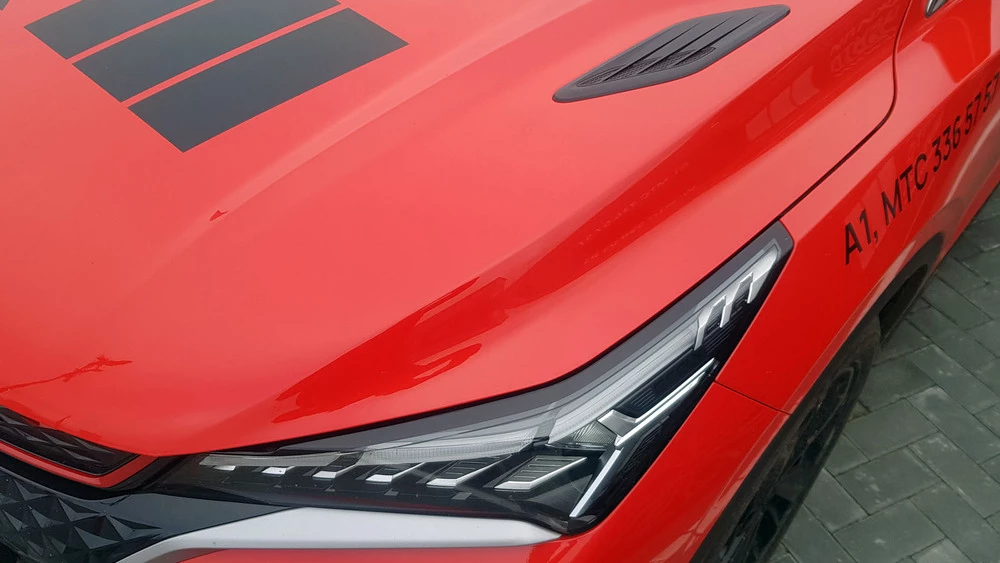 Geely Coolray обновленный фары капот