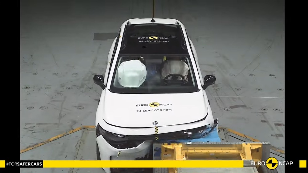 краш-тест Leapmotor C10 по методике Euro NCAP