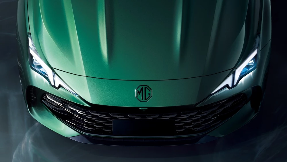 MG 7 капот логотип спереди сверху модели