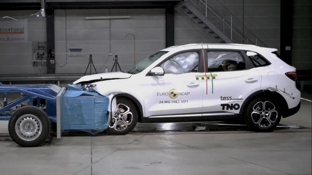 краш-тест кроссовера MG ZS Hybrid по методике Euro NCAP