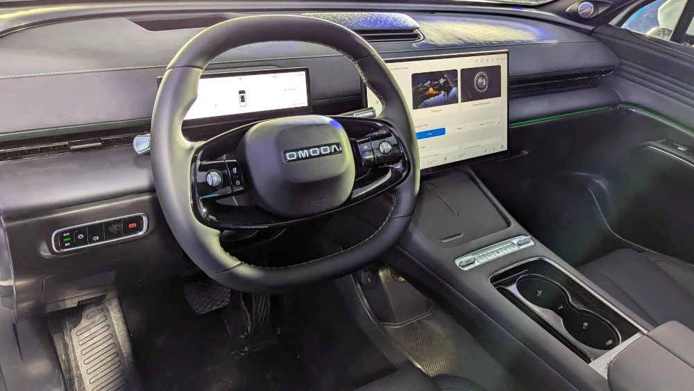 Omoda 7 презентация интерьер