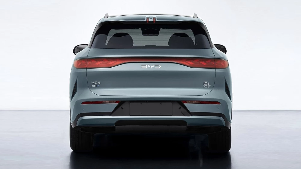 BYD Tang L DM-i сзади