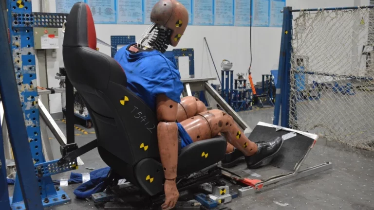 Кресло Changan CS55 Plus после краш-теста