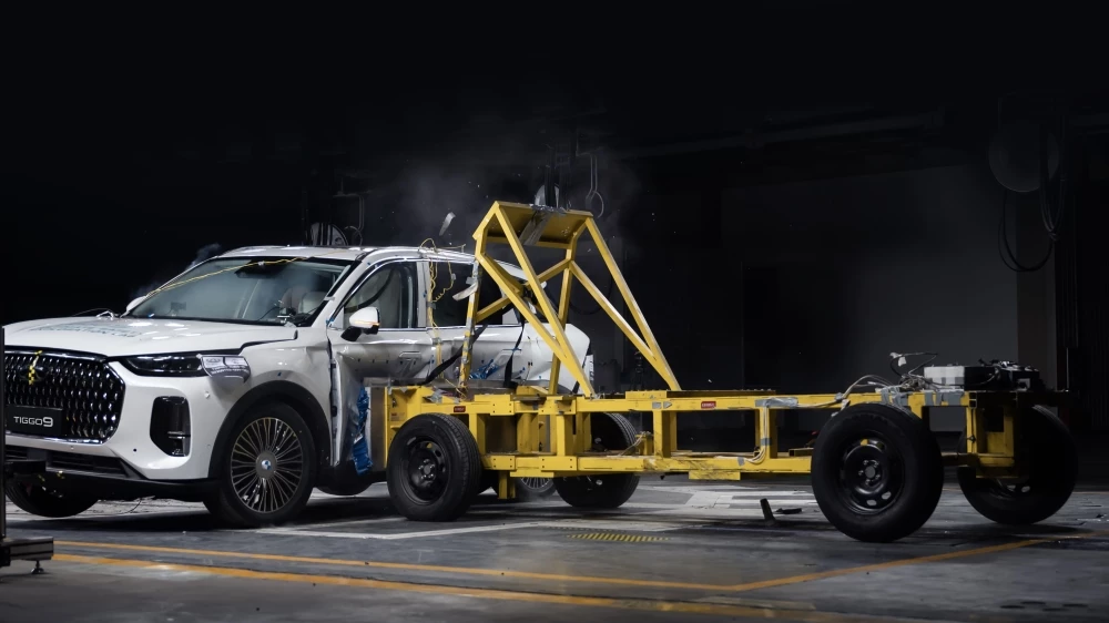 Проверка на прочность. Как кроссовер Chery Tiggo 9 справился с боковым ударом Кроссовер Chery Tiggo 9 краш-тест боковой удар