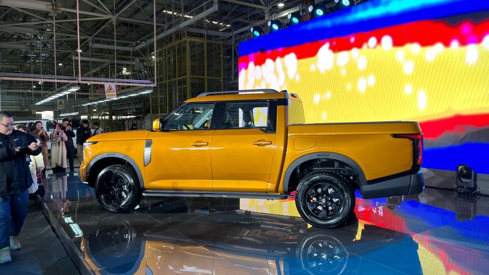 Пикап Dongfeng Z9 сбоку