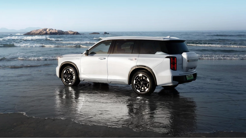 gac gs8 gx traveller кроссовер белый сбоку сзади