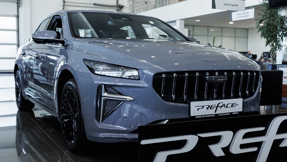 Рынок схлопнулся, склады завалены: на какую скидку рассчитывать при покупке нового Geely?