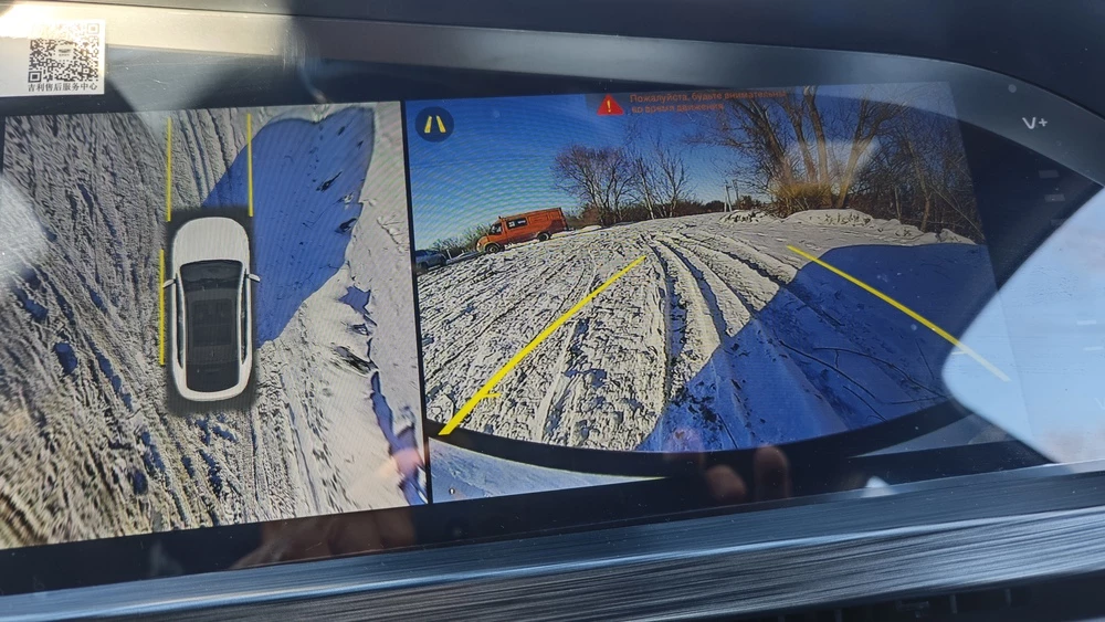 knewstar 001 салон интерьер мультимедиа медиасистема камера заднего вида