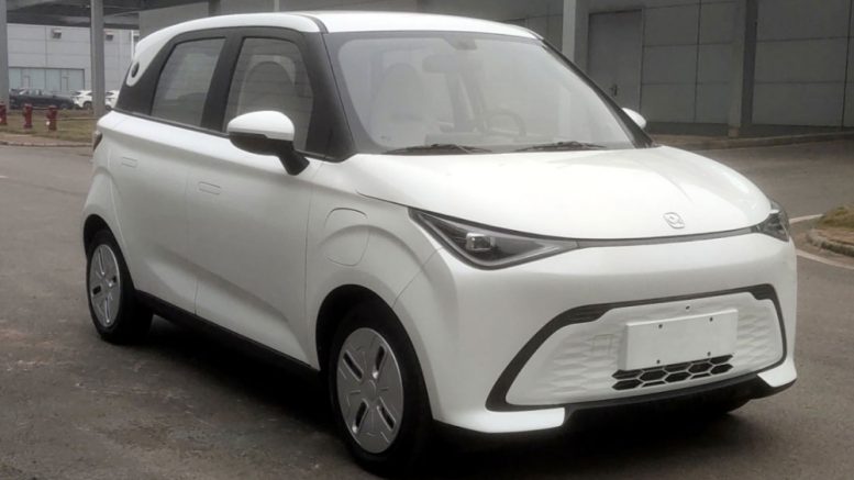 chery qq duomi сбоку спереди белый электромобиль