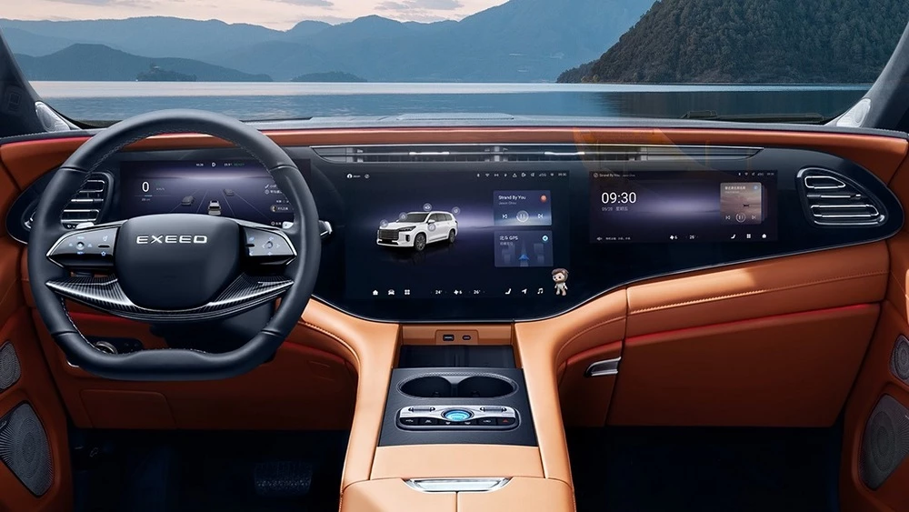гибридный Exeed VX C-DM салон интерьер