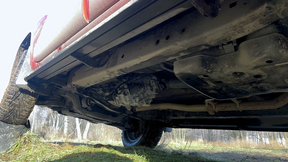 пикап Foton Tunland G7 тест снизу днище подвеска