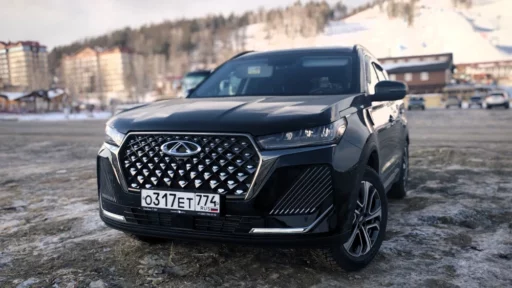 Кроссовер Chery Tiggo 7 Pro Max спереди