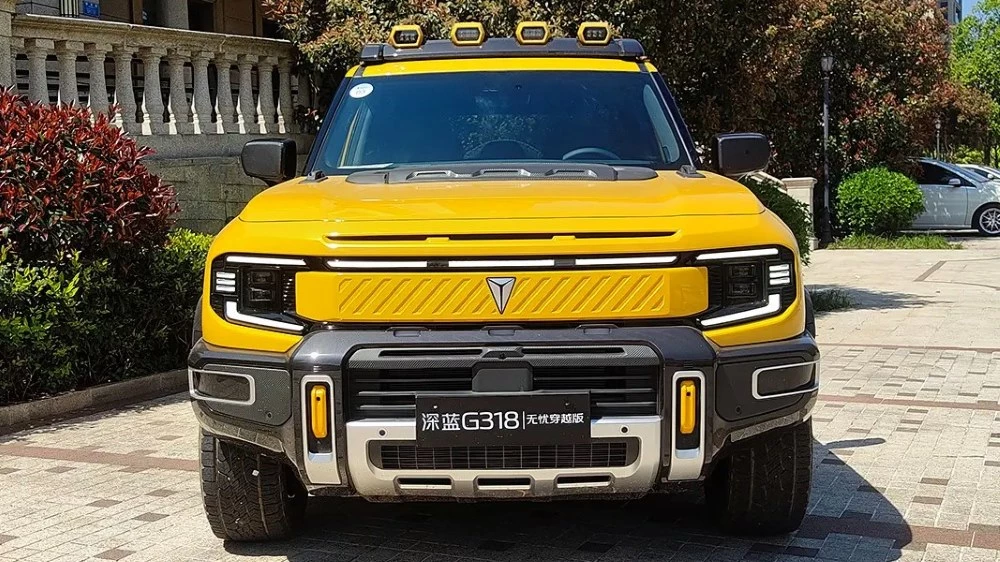 кроссовер Changan Deepal G318 спереди 2025