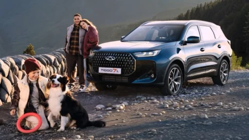Chery Tiggo 7L в России сбоку спереди