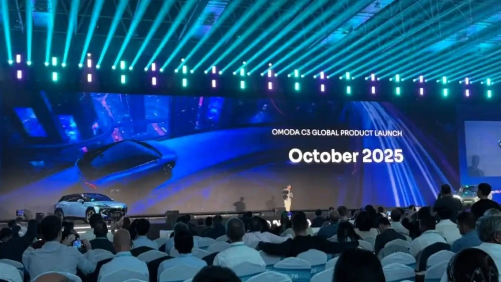 Кроссовер Omoda C3 презнтация в Китае