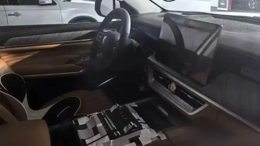 tank 500 обновленный внедорожник интерьер