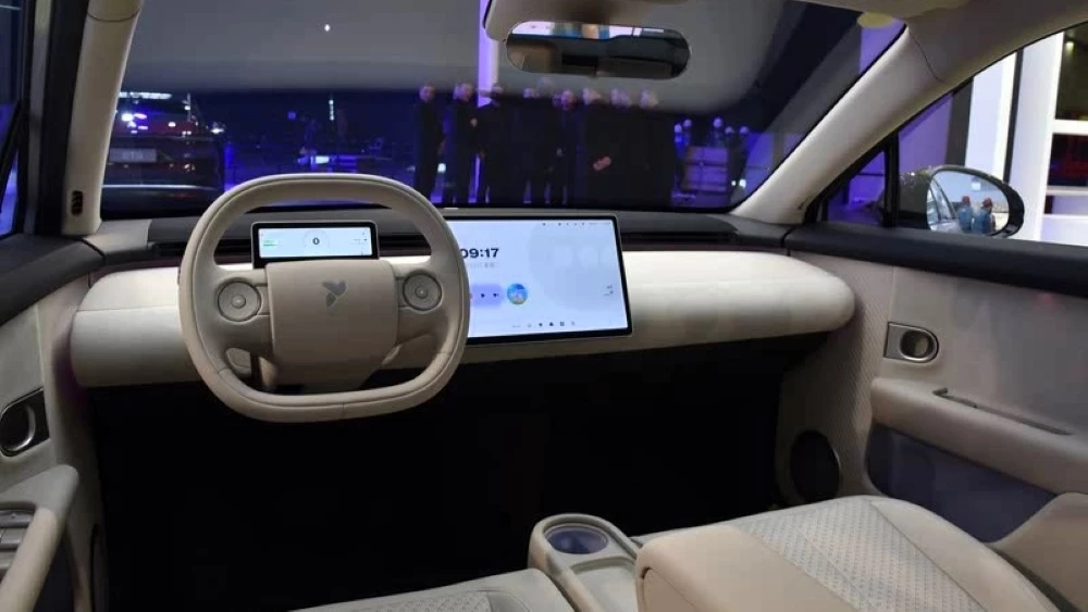 хэтчбек Nio Firefly интерьер в Шанхае 2025