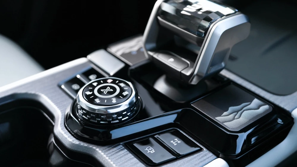 гибридный кроссовер Jetour Shanhai T1 интерьер полный привод