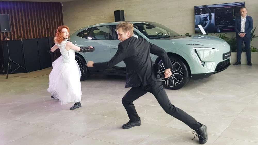 Avatr в Беларуси в минске салон шоурум открытие официальный дилер