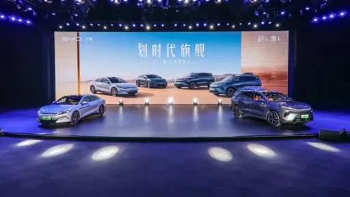 Презентация седана BYD Han L и кроссовера Tang L в Китае