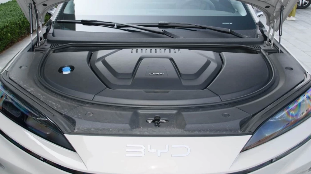 Кроссоверы BYD Sea Lion 07 DM-i появились в автосалонах Китая. Названа ориентировочная цена