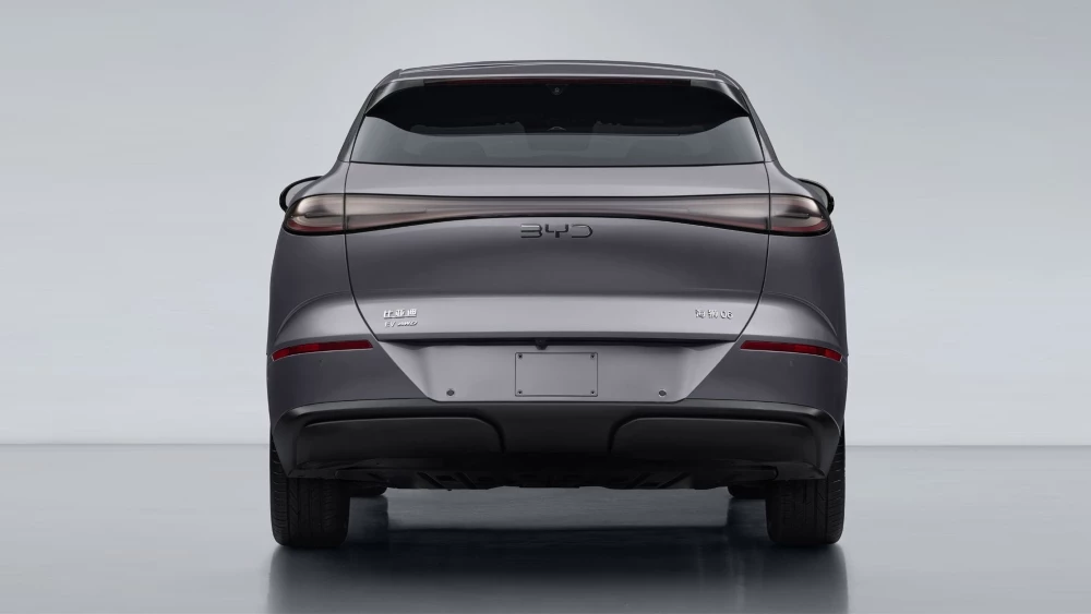 Электрический кроссовер BYD Sealion 06 EV сзади