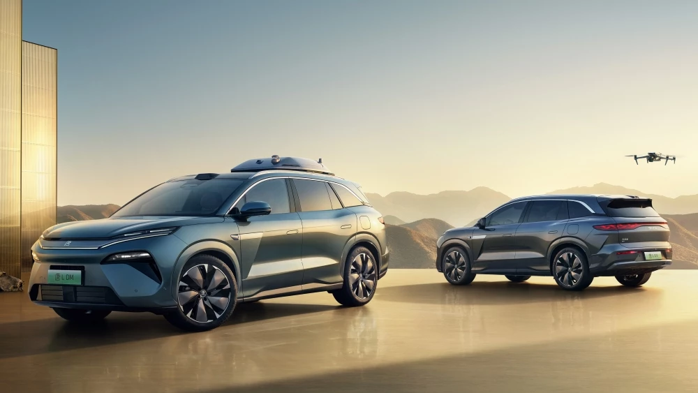 Кроссоверы BYD Tang L EV DM электрический гибридный