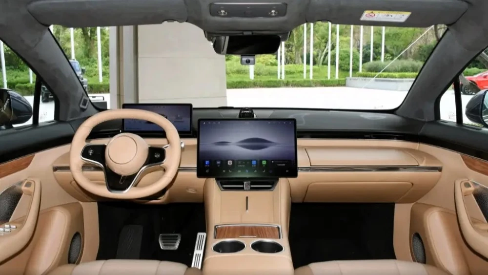 Luxeed R7 салон интерьер