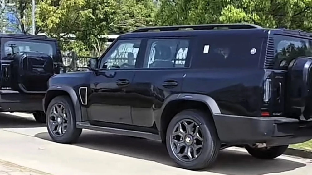 Jetour T2 удлиненный кузов сбоку сзади 7 мест