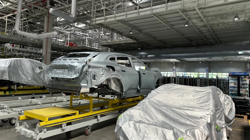 changan завод в китае производит avatr 07 deepal s05 changan nevo e07 производственная линия сварочный цех